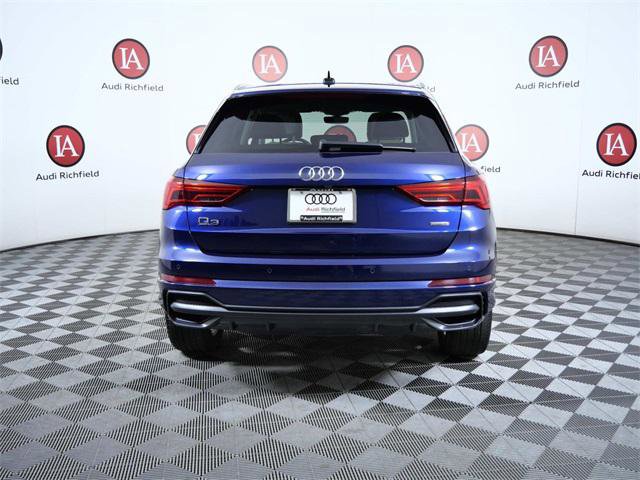 Certified 2022 Audi Q3 2.0T Premium w/ Convenience Package image 7