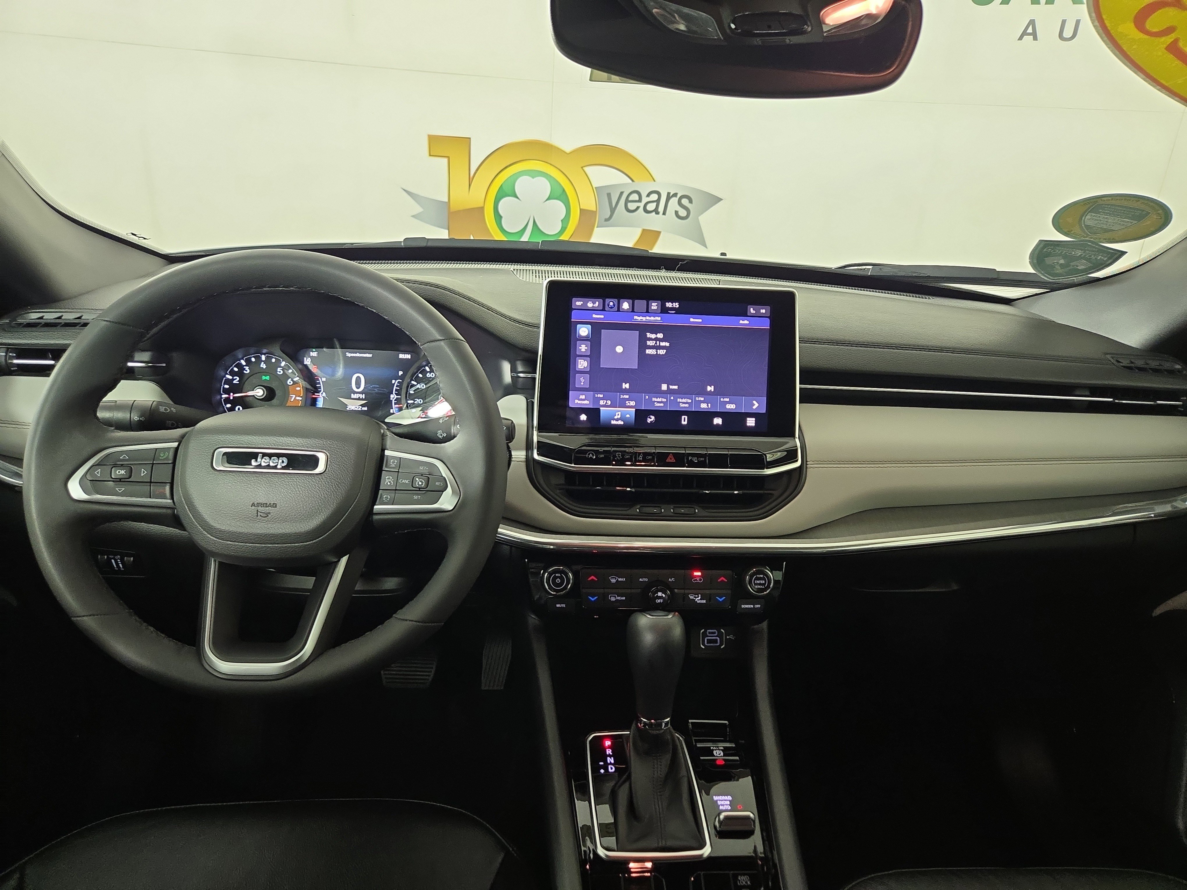 Used 2023 Jeep Compass Limited image 13