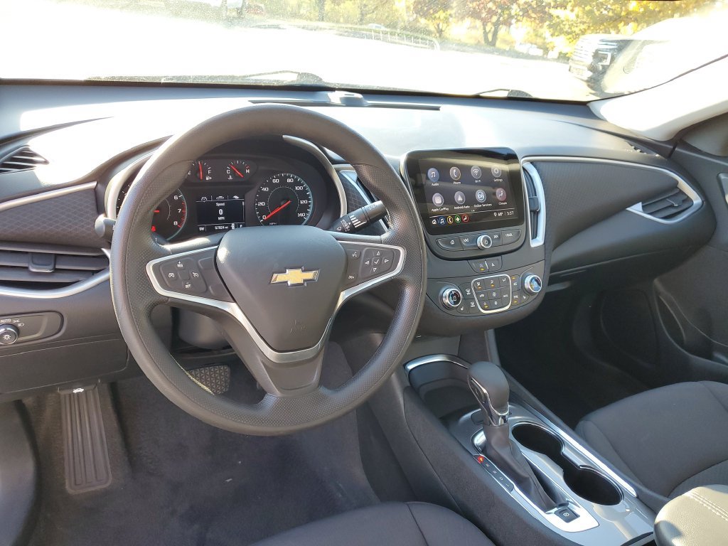 Used 2022 Chevrolet Malibu LT FWD image 7