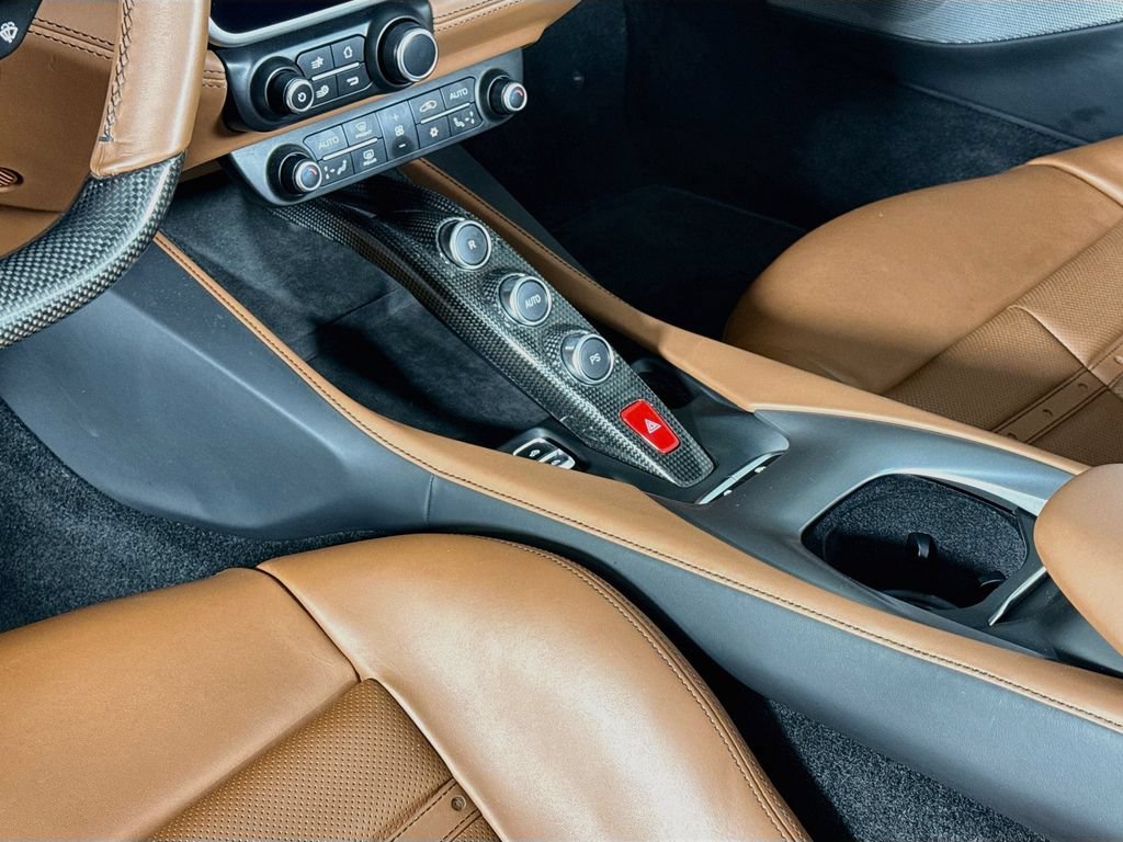 Used 2020 Ferrari Portofino RWD image 16