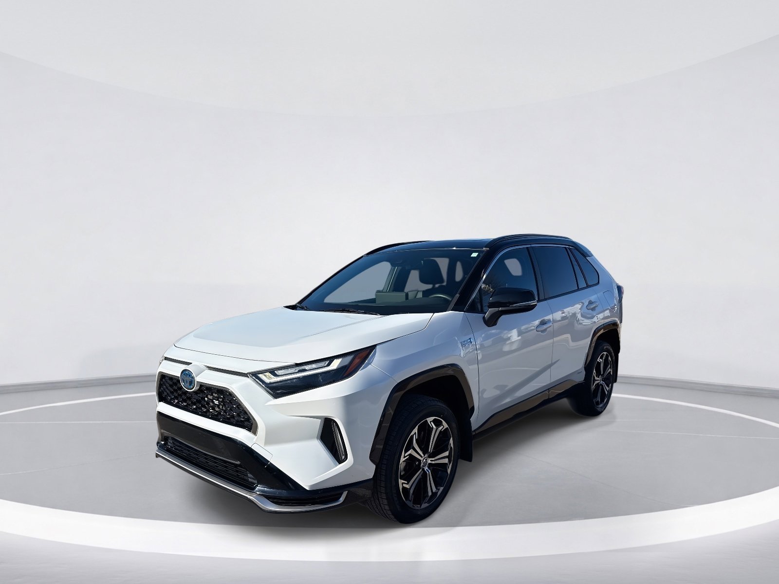 Used 2023 Toyota RAV4 XSE w/ Weather Package image 3