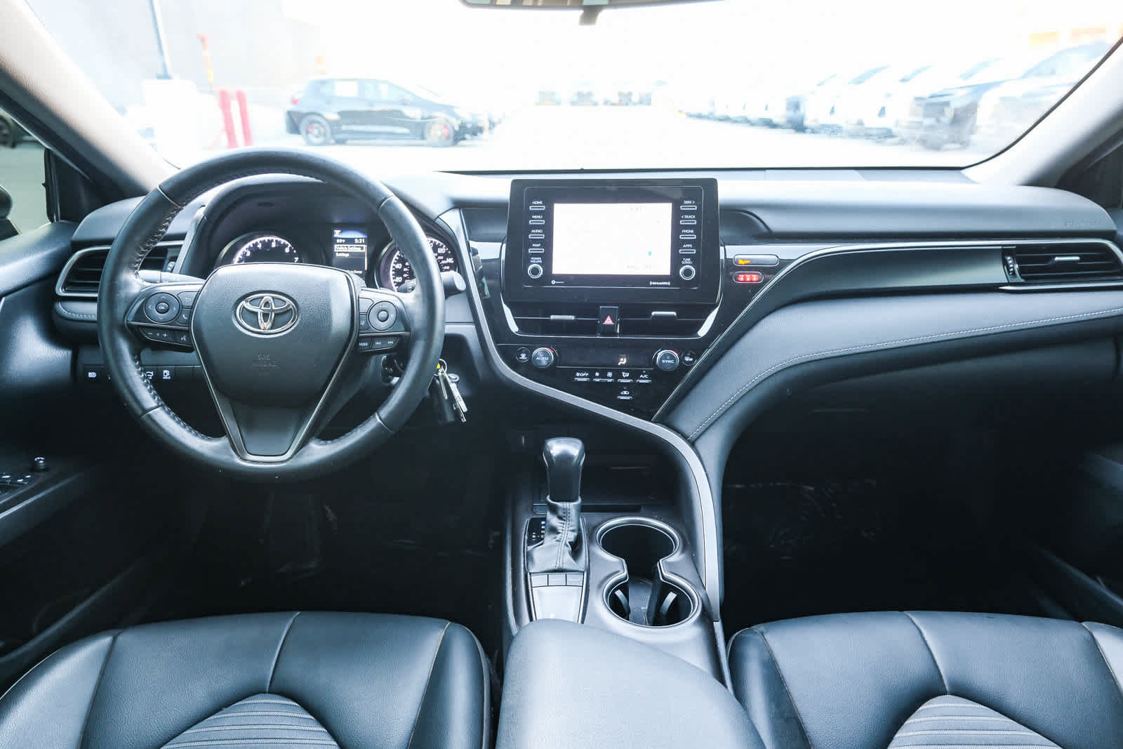 Certified 2022 Toyota Camry SE FWD image 13