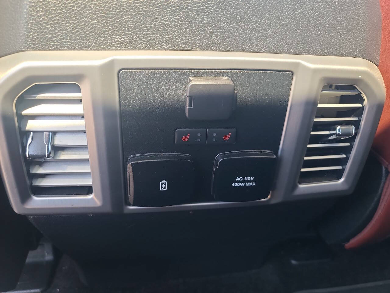 Used 2018 Ford F150 Platinum w/ Equipment Group 701A Luxury AWD/4WD image 33