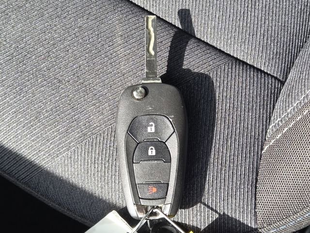 Used 2024 Chevrolet Trax LS FWD image 32