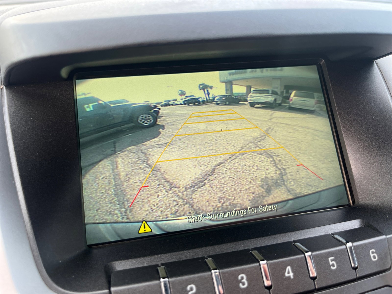 Used 2017 Chevrolet Equinox LT w/ Convenience Package image 28