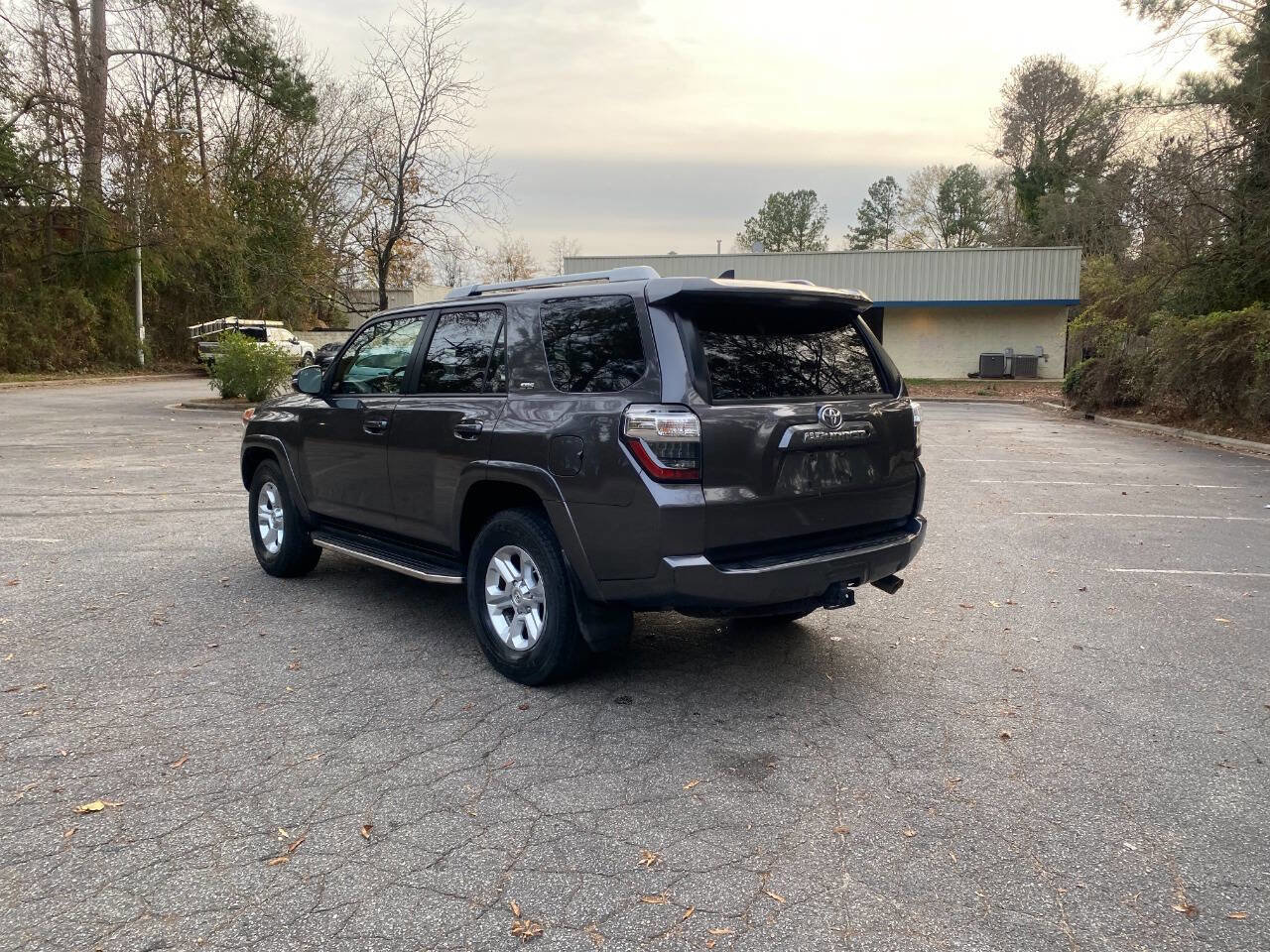 Used 2017 Toyota 4Runner SR5 Premium image 7