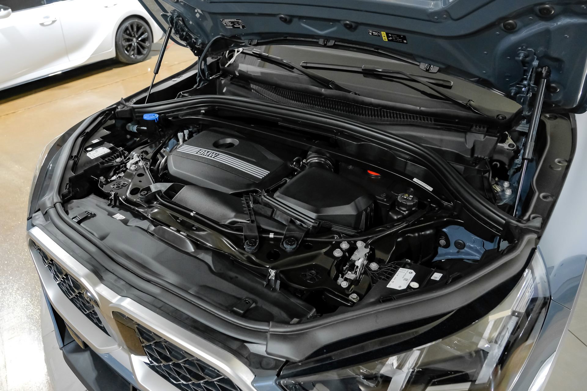 Used 2025 BMW X2 xDrive28i image 52