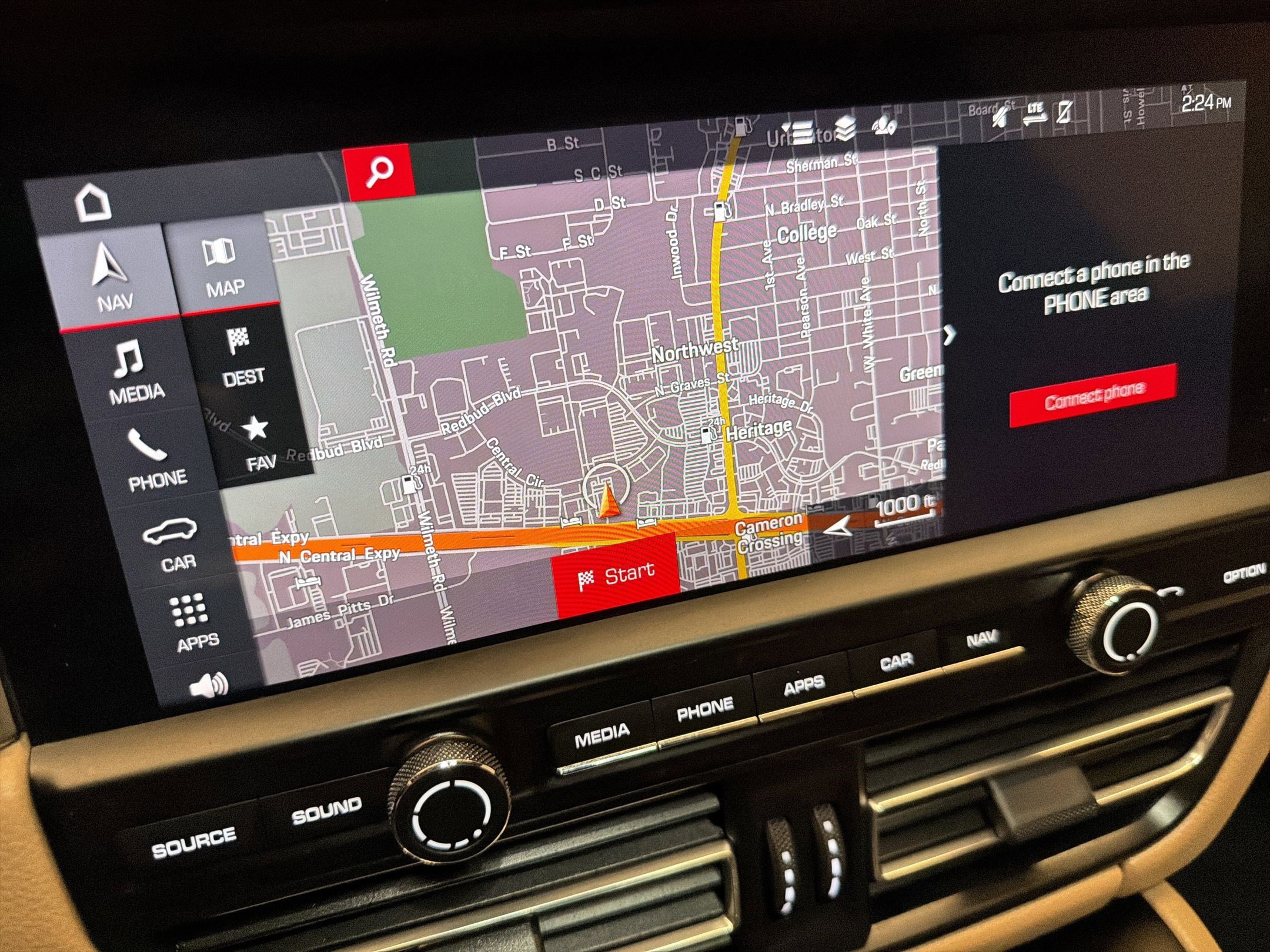 Used 2021 Porsche Macan image 23