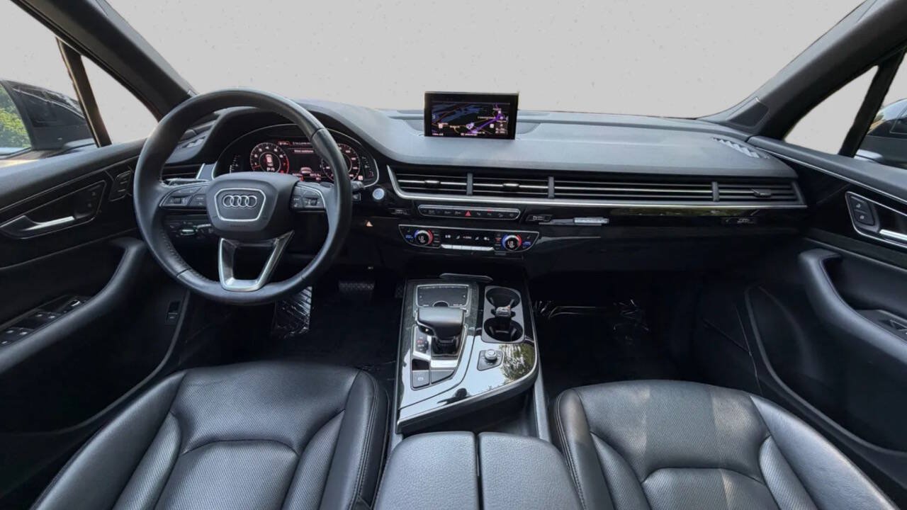Used 2019 Audi Q7 3.0T Premium Plus w/ Premium Plus Package AWD/4WD image 10