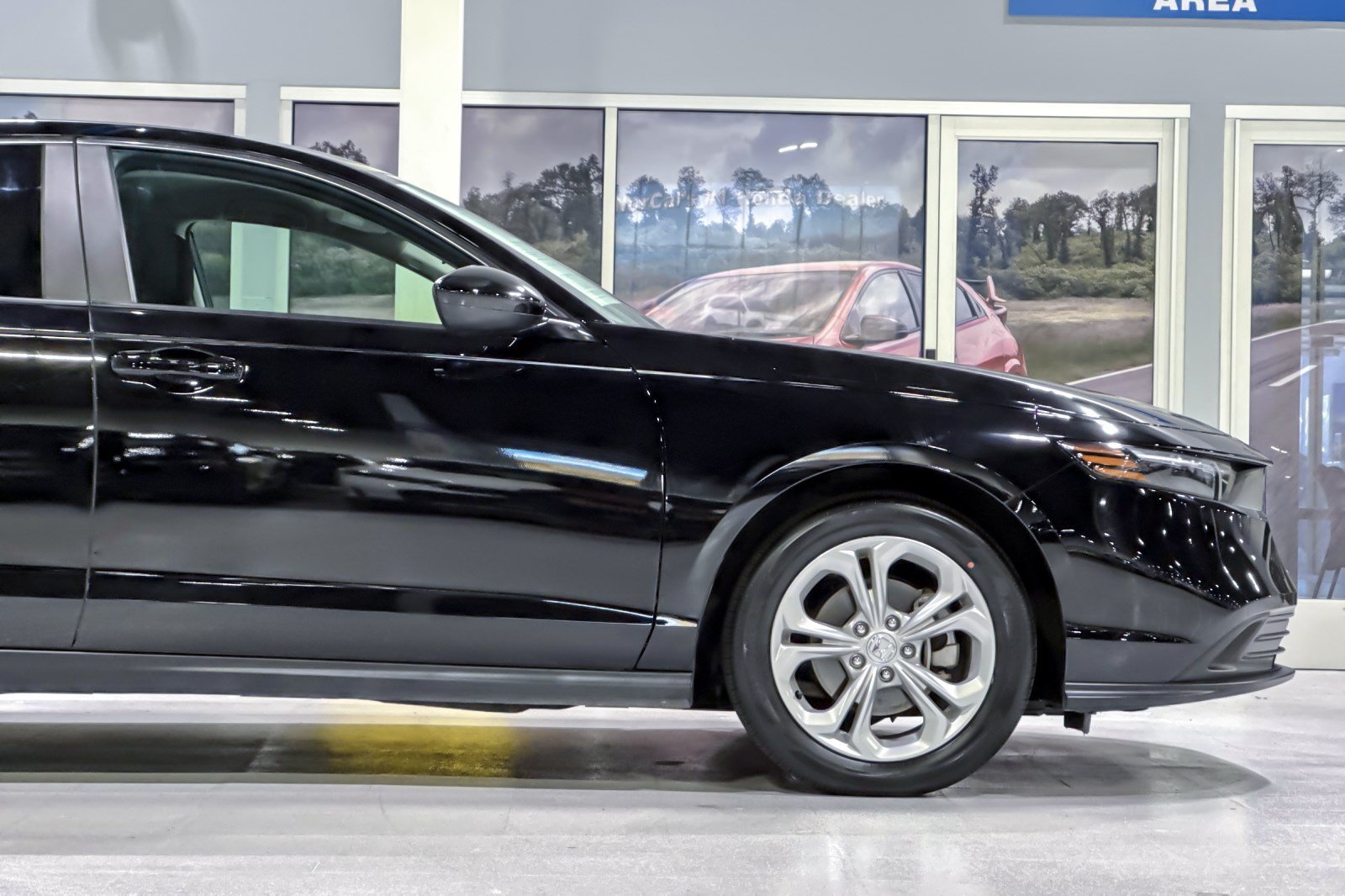 Used 2023 Honda Accord LX image 33
