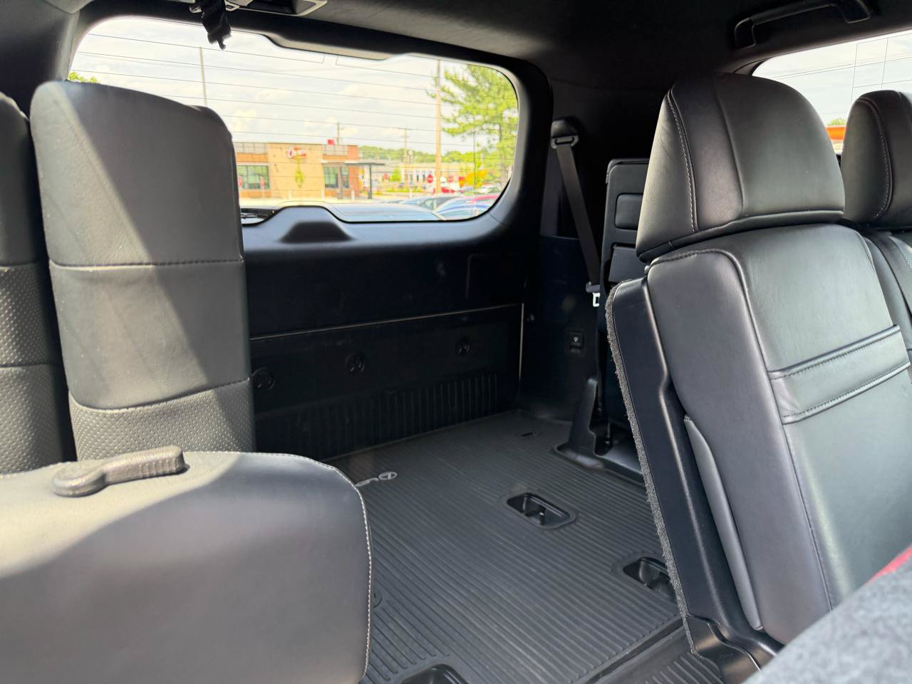 Used 2021 Lexus LX 570 4WD w/ Inspiration Series #2 image 27