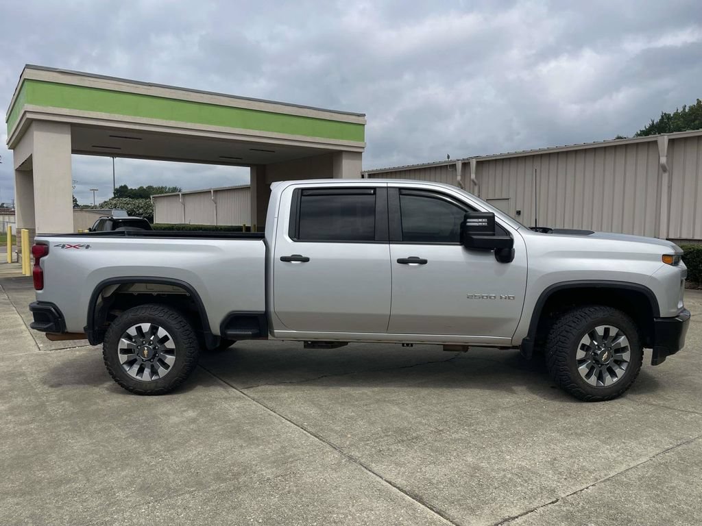 Used 2022 Chevrolet Silverado 2500 Custom w/ Custom Value Package AWD/4WD image 2