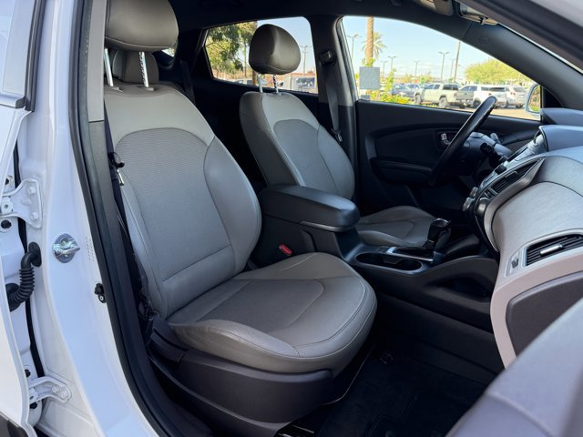 Used 2015 Hyundai Tucson SE image 13