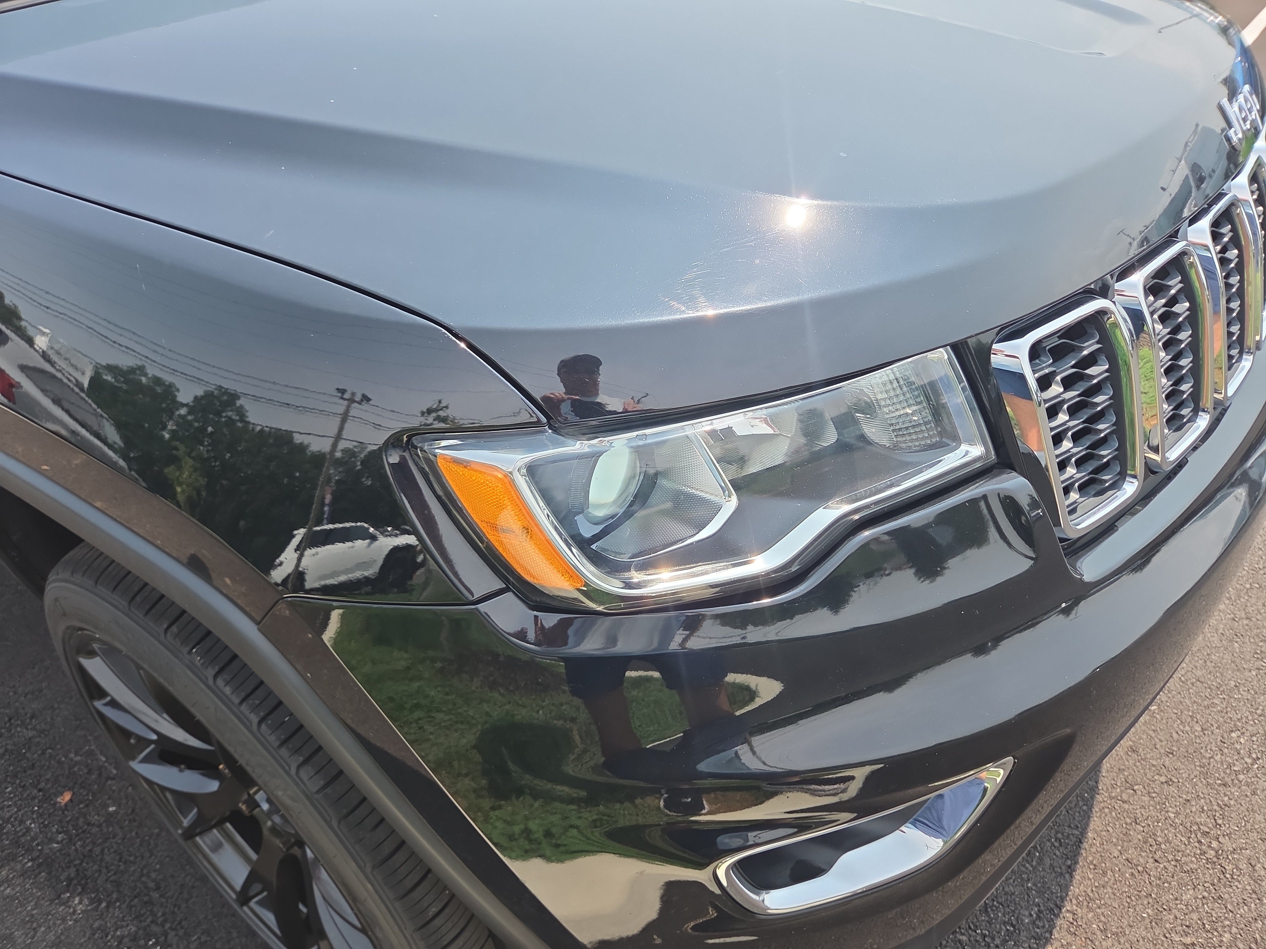Used 2021 Jeep Grand Cherokee Limited AWD/4WD image 20