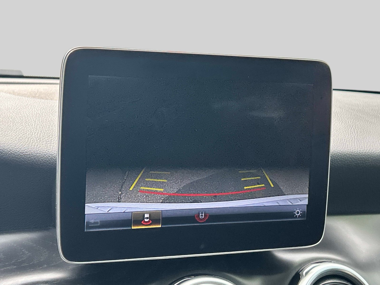 Used 2018 Mercedes-Benz GLA 250 4MATIC image 33