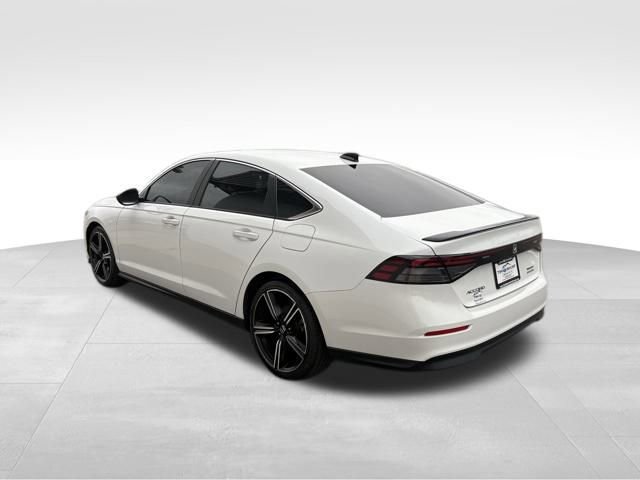 Used 2023 Honda Accord Sport image 7