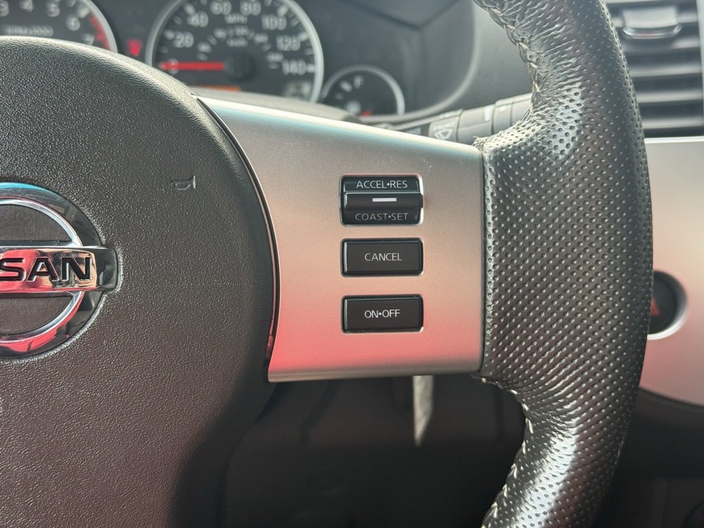 Used 2013 Nissan Frontier PRO-4X image 18