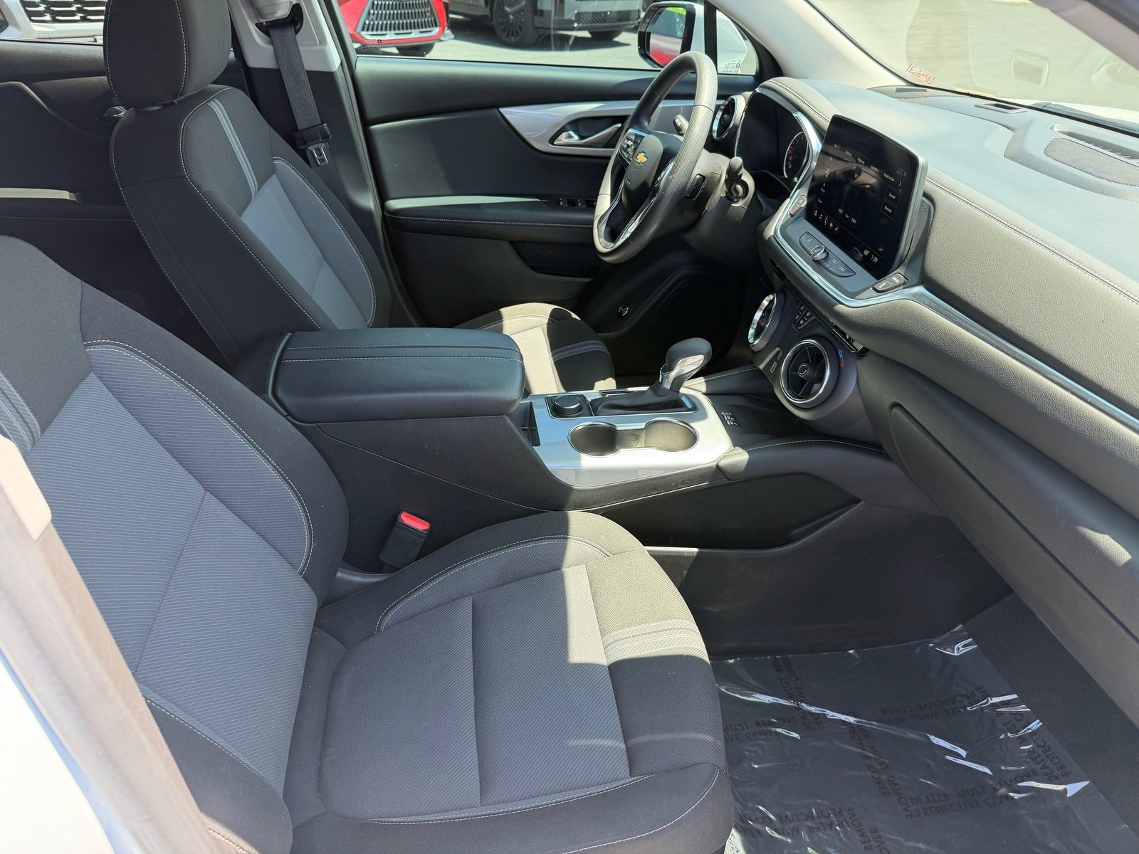 Used 2024 Chevrolet Blazer LT w/ Convenience Package FWD image 18