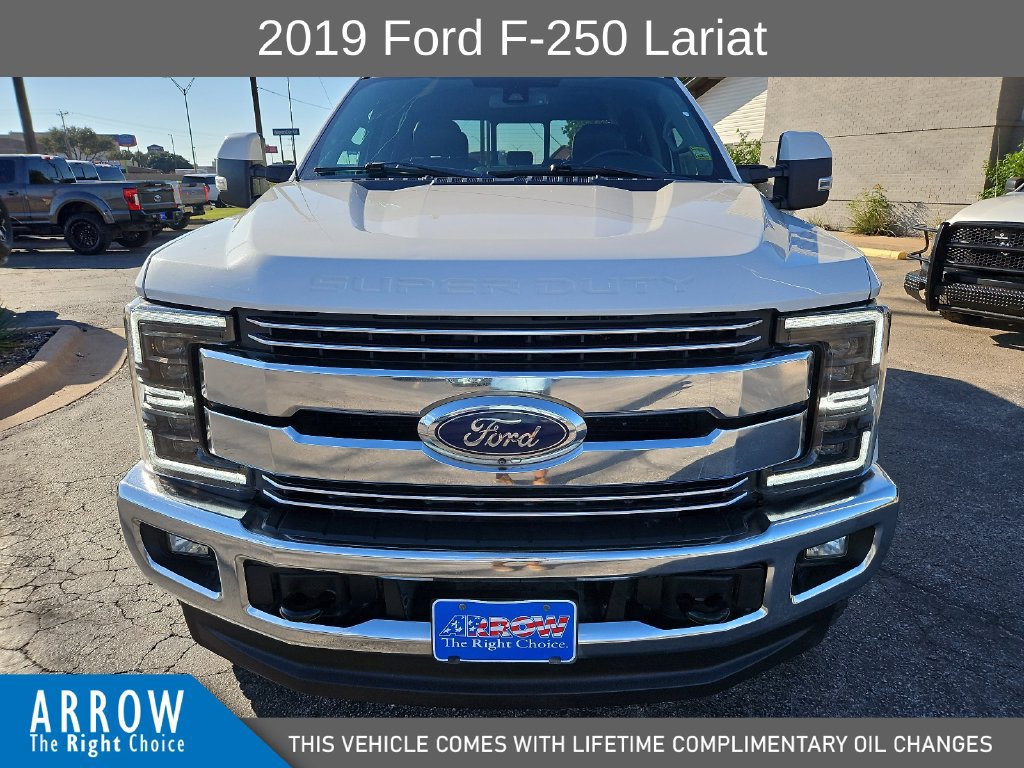 Used 2019 Ford F250 Lariat w/ Lariat Ultimate Package AWD/4WD image 3
