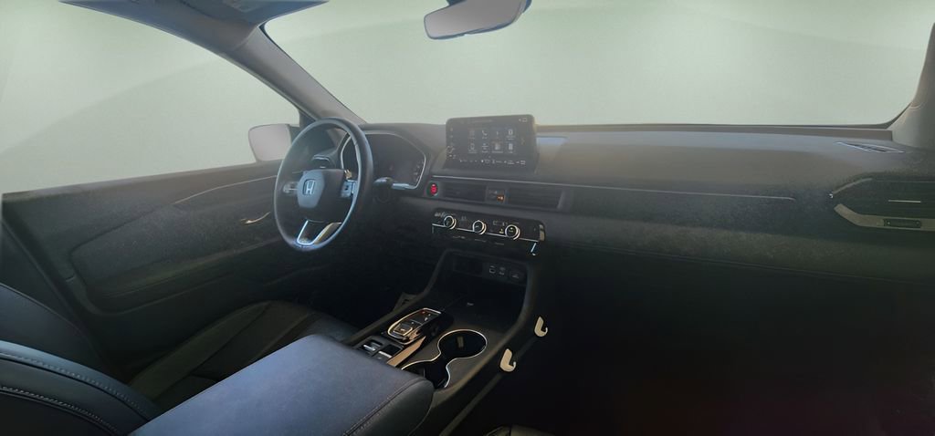 Used 2025 Honda Pilot EX-L image 28