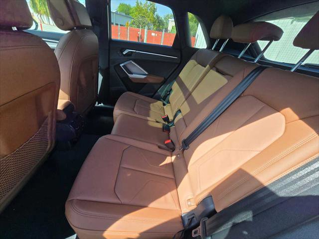 Certified 2025 Audi Q3 2.0T Premium Plus w/ Premium Plus Package image 20