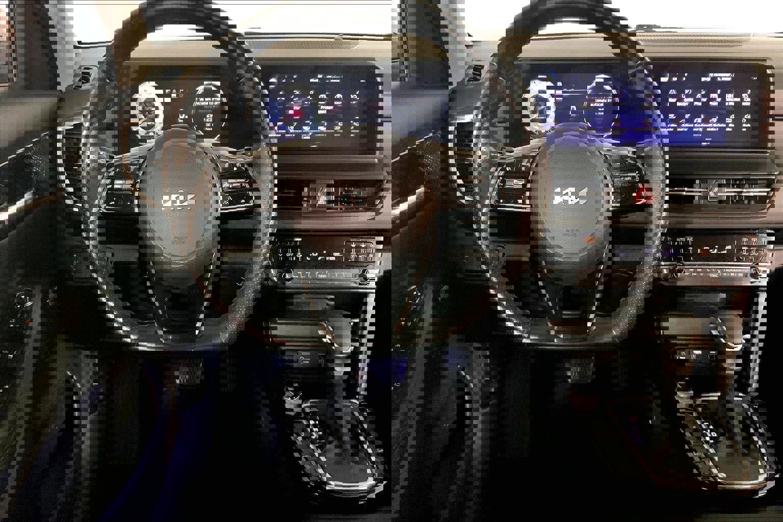 Certified 2024 Kia Seltos SX image 5