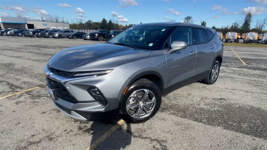 Certified 2025 Chevrolet Blazer LT image 4