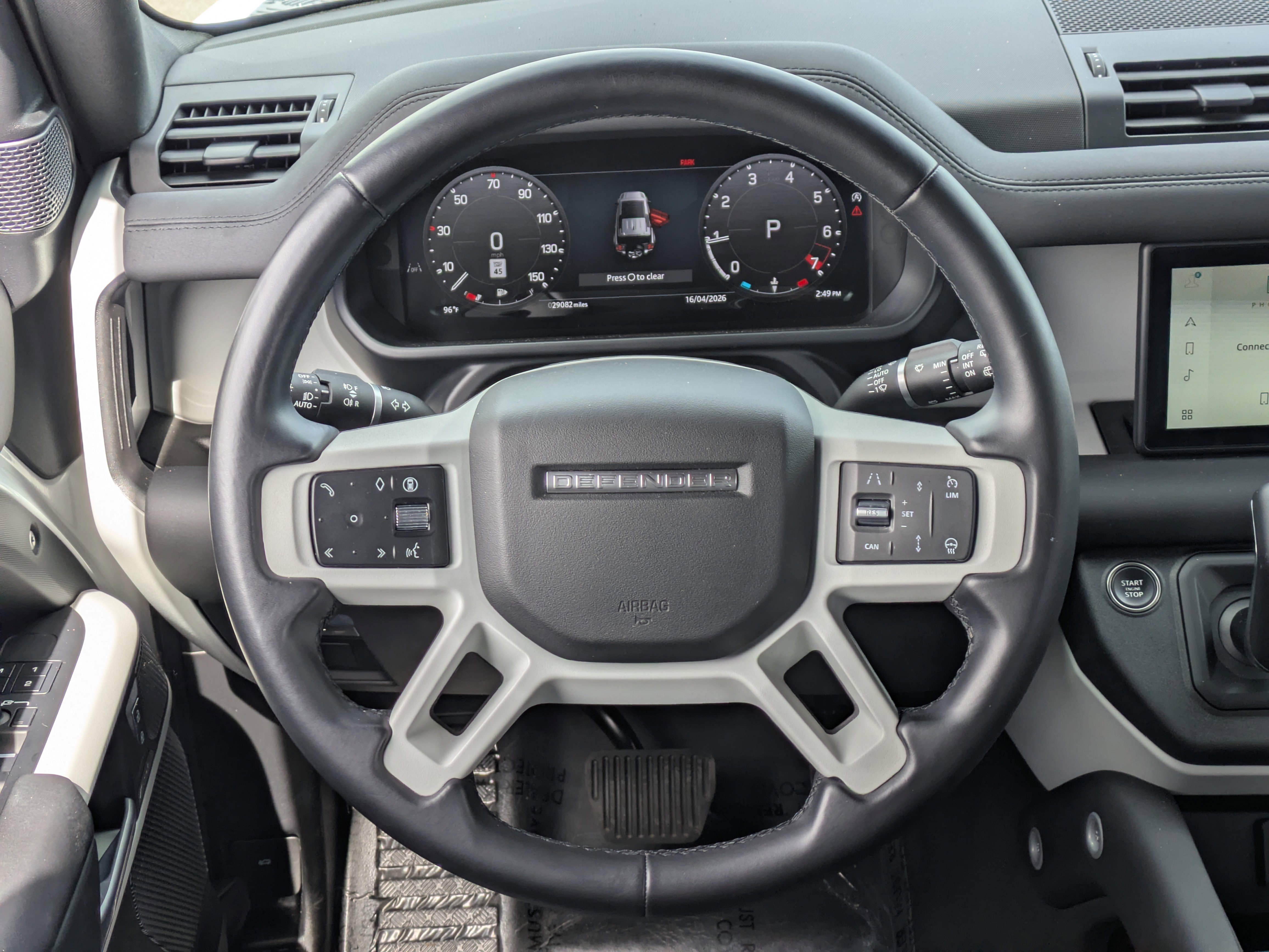 Used 2024 Land Rover Defender 110 S image 21