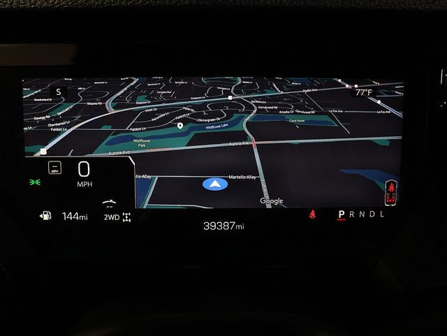 Used 2025 GMC Yukon XL Denali AWD/4WD image 19