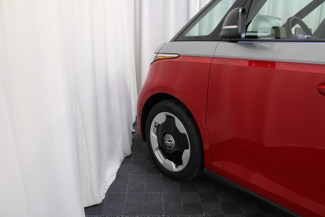 New 2025 Volkswagen ID. Buzz Pro S Plus image 21