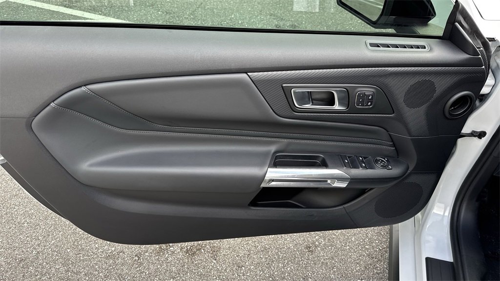 Used 2024 Ford Mustang GT Premium image 40