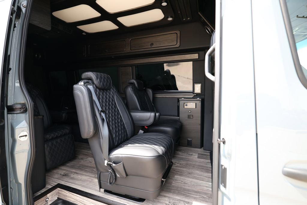 Used 2020 Mercedes-Benz Sprinter 3500 image 10