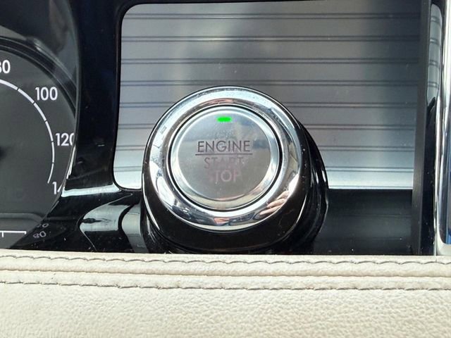 Used 2022 Lincoln Corsair FWD image 15