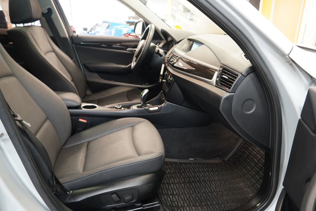 Used 2015 BMW X1 xDrive28i image 35
