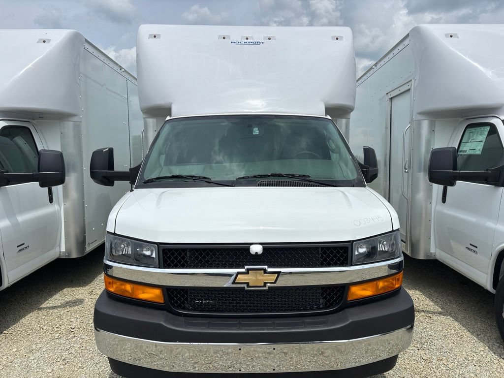 New 2026 Chevrolet Express 4500 w/ Power Convenience Package