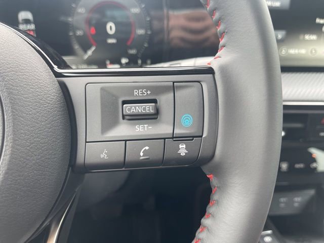 New 2025 Nissan Kicks SR image 31