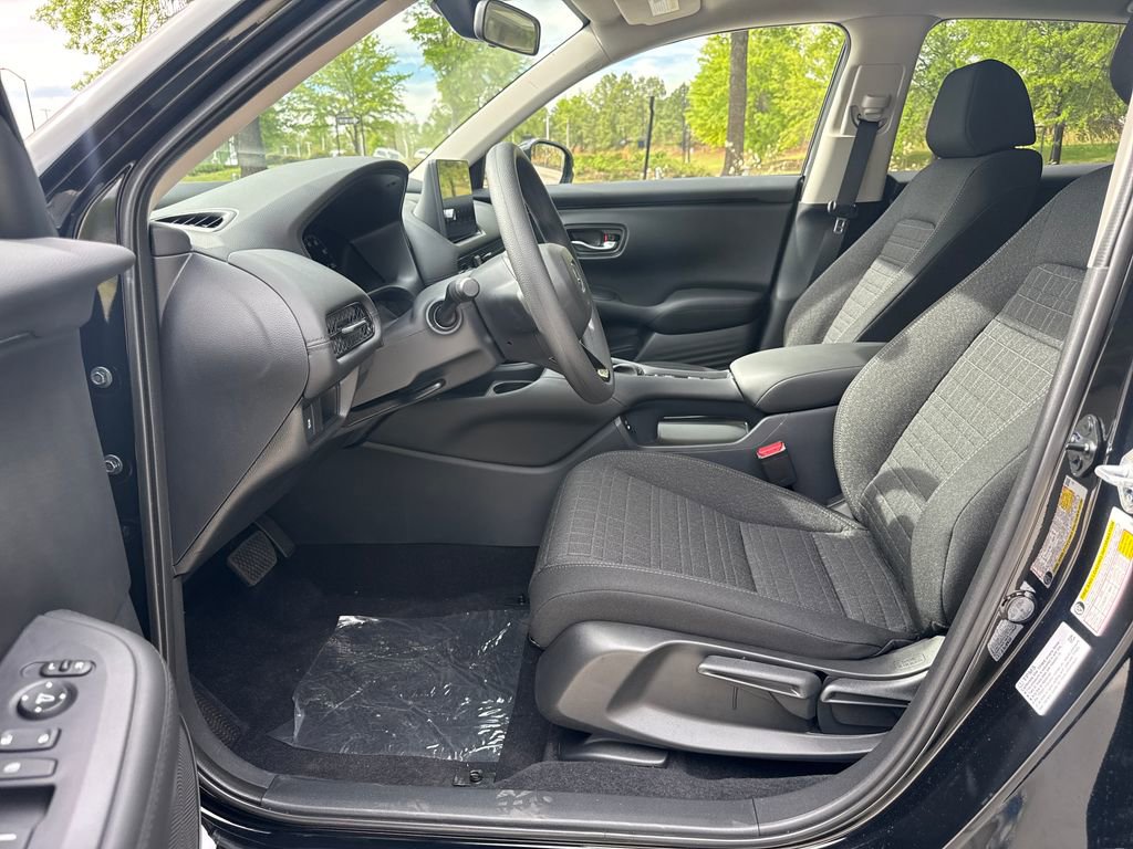 New 2026 Honda HR-V LX image 11