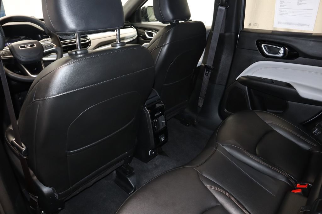 Used 2024 Jeep Compass Limited AWD/4WD image 20
