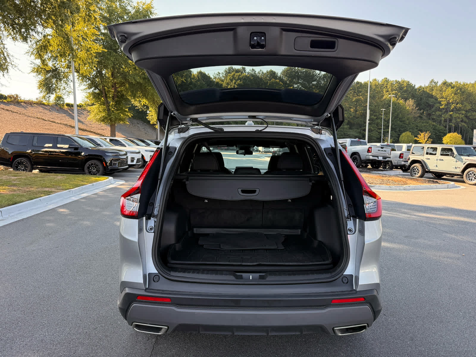 Used 2024 Honda CR-V Sport image 24