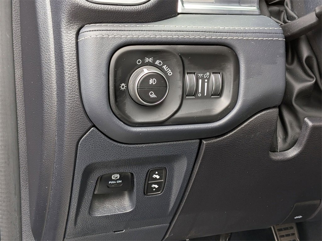 Certified 2024 RAM 1500 Limited image 15