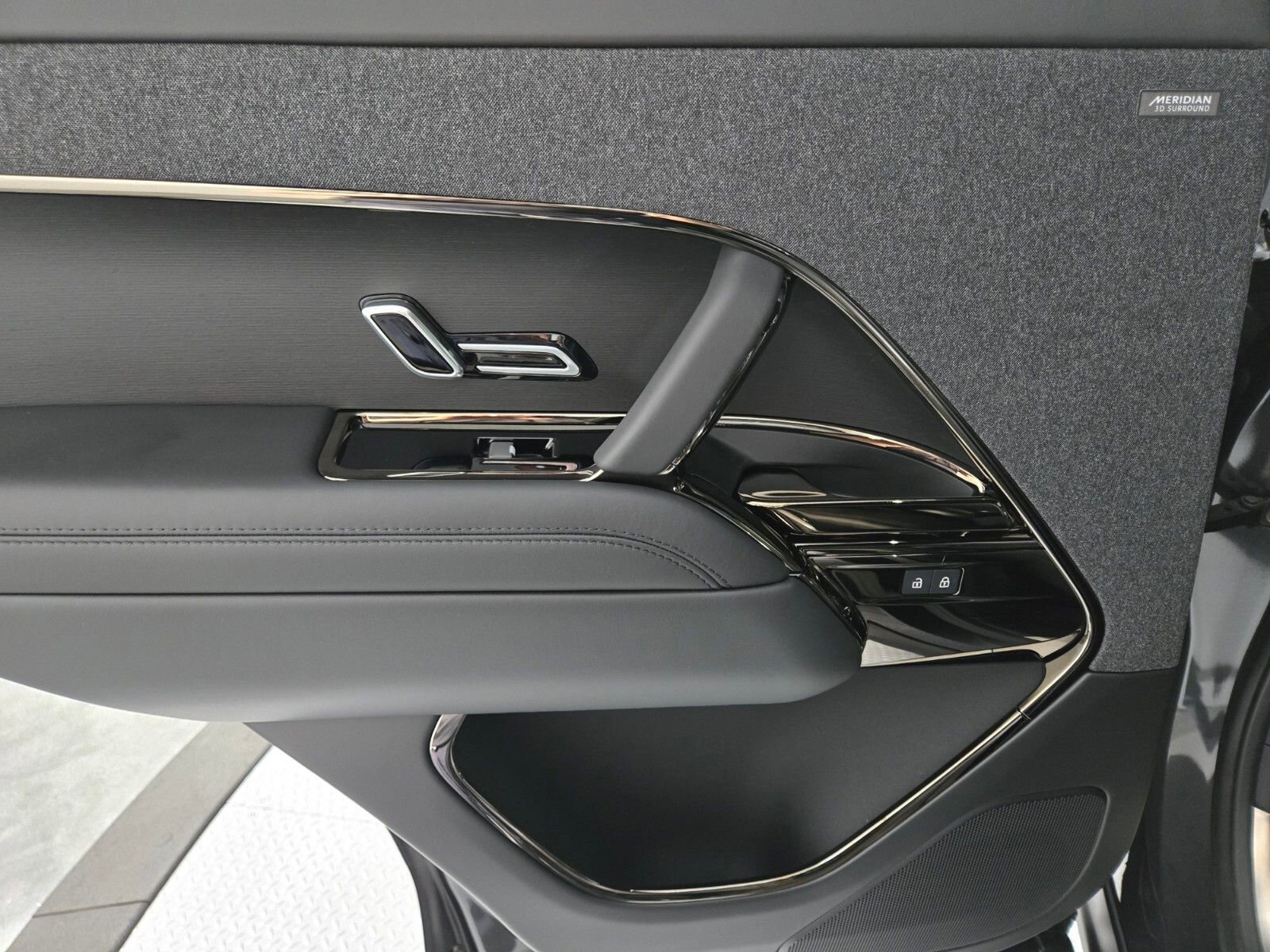 New 2026 Land Rover Range Rover Sport Dynamic SE AWD/4WD image 22