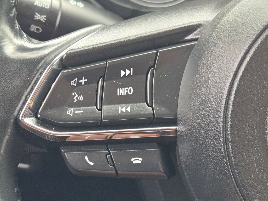 Used 2018 MAZDA CX-5 Touring image 29