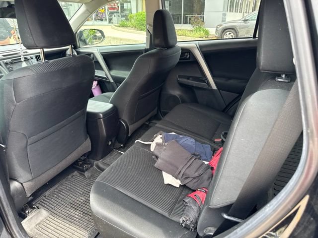 Used 2018 Toyota RAV4 LE w/ All Weather Liner Package AWD/4WD image 24
