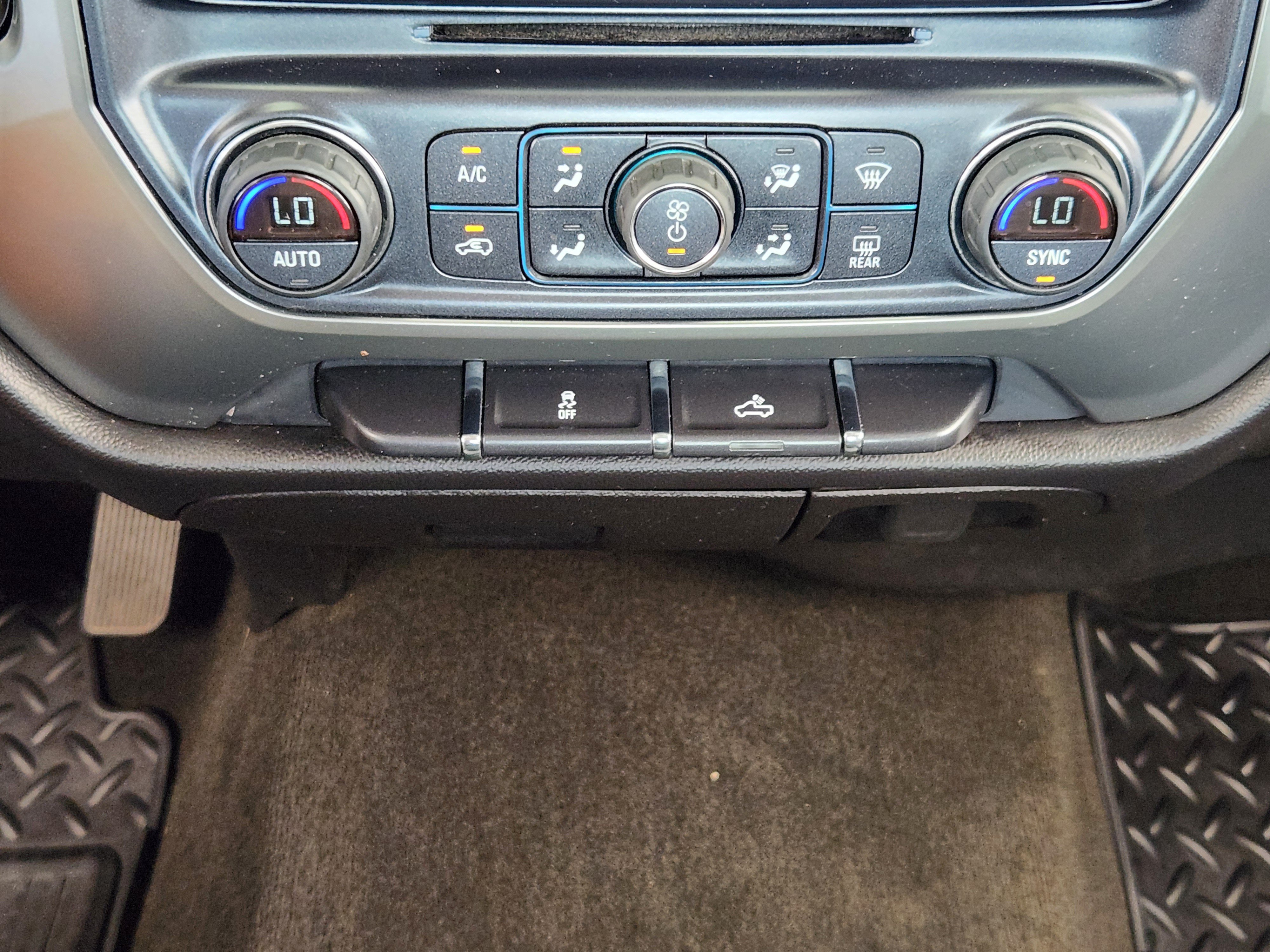 Used 2016 Chevrolet Silverado 1500 LT w/ Texas Edition RWD image 19