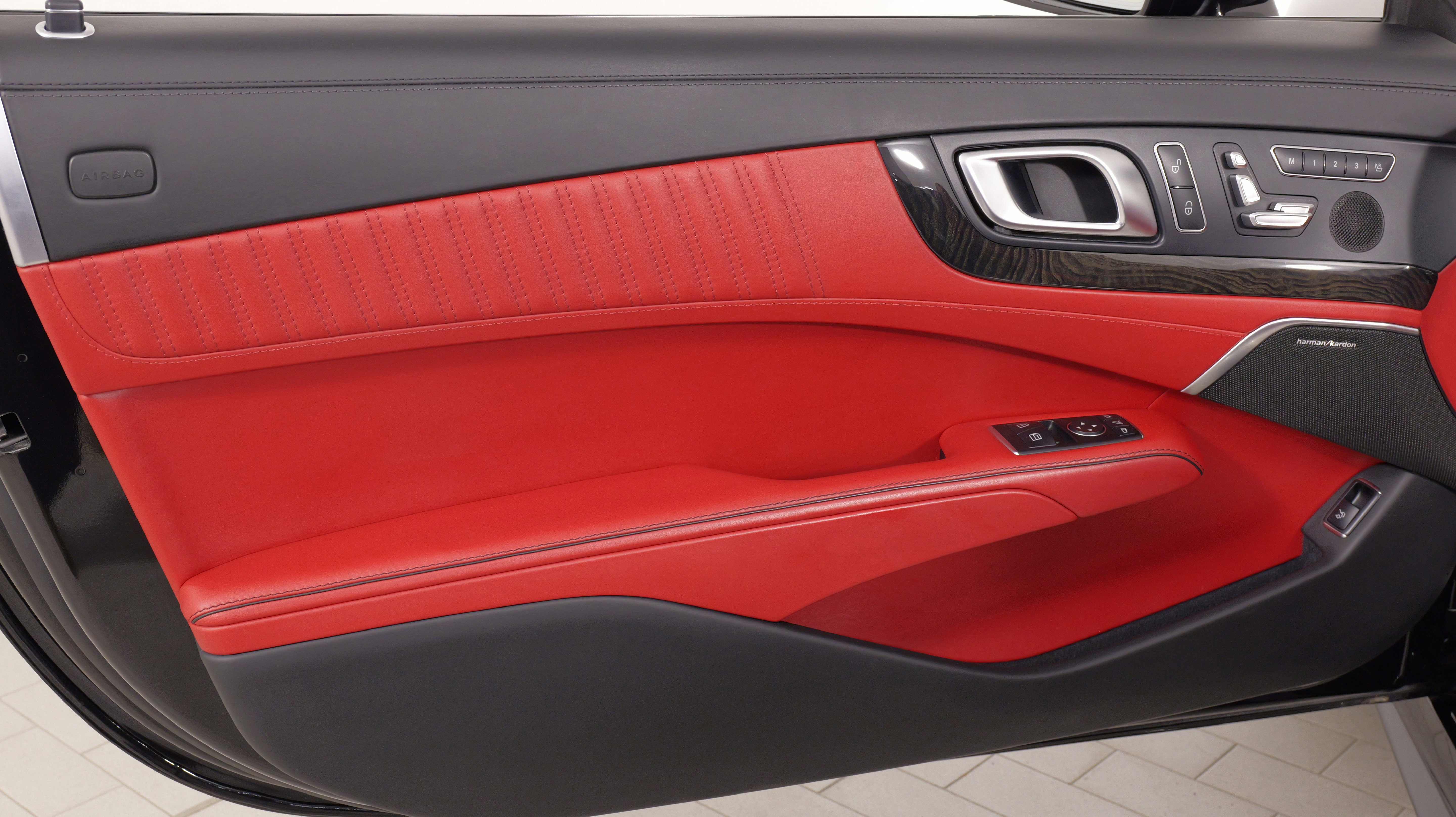 Used 2018 Mercedes-Benz SL 450 image 23