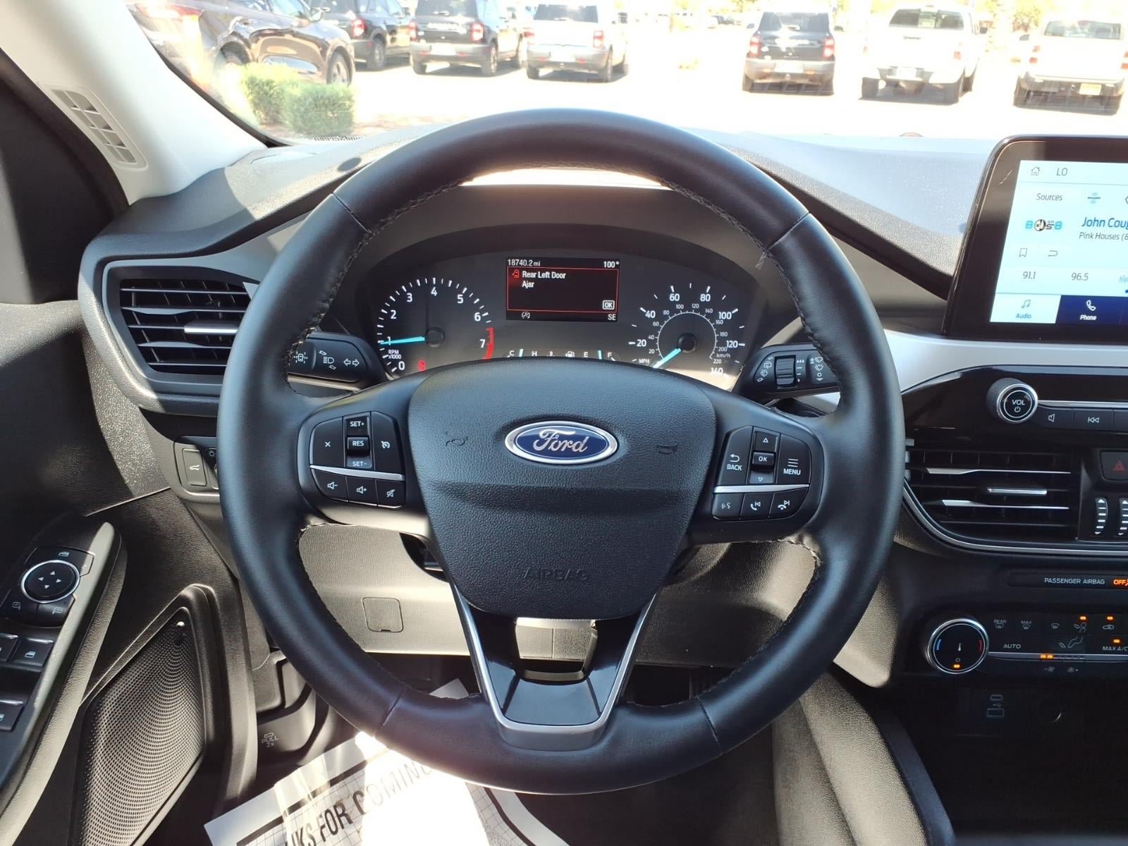 Used 2022 Ford Escape SE w/ Convenience Package FWD image 19