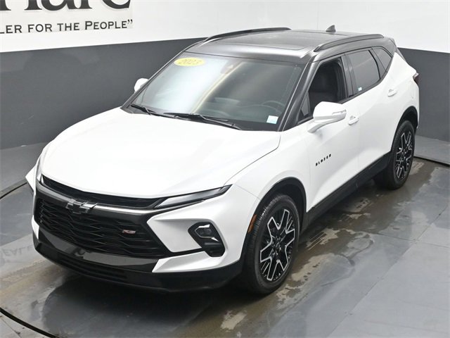 Used 2023 Chevrolet Blazer RS w/ Driver Confidence II Package image 44