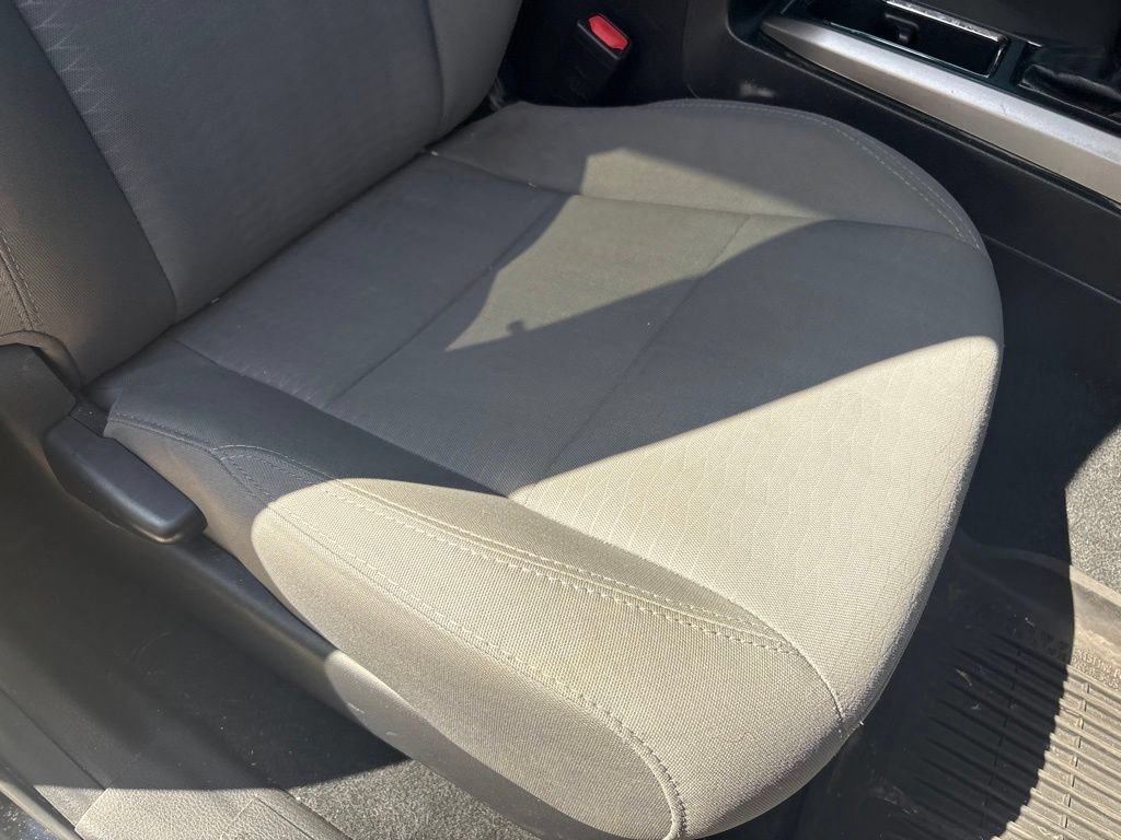 Used 2018 Toyota Tacoma SR5 AWD/4WD image 26