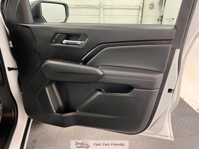 Used 2023 Chevrolet Colorado LT w/ LT Convenience Package II image 35