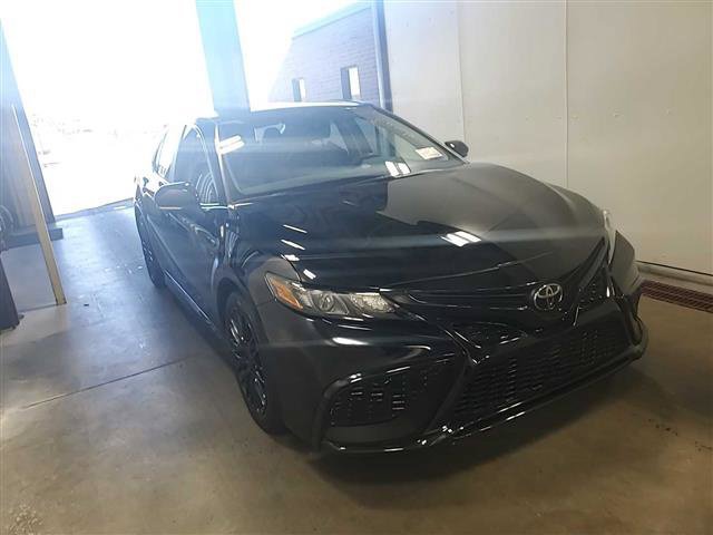 Used 2024 Toyota Camry SE w/ Convenience Package FWD image 23